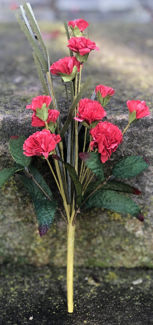 9" Pink Carnation Foliage Stem